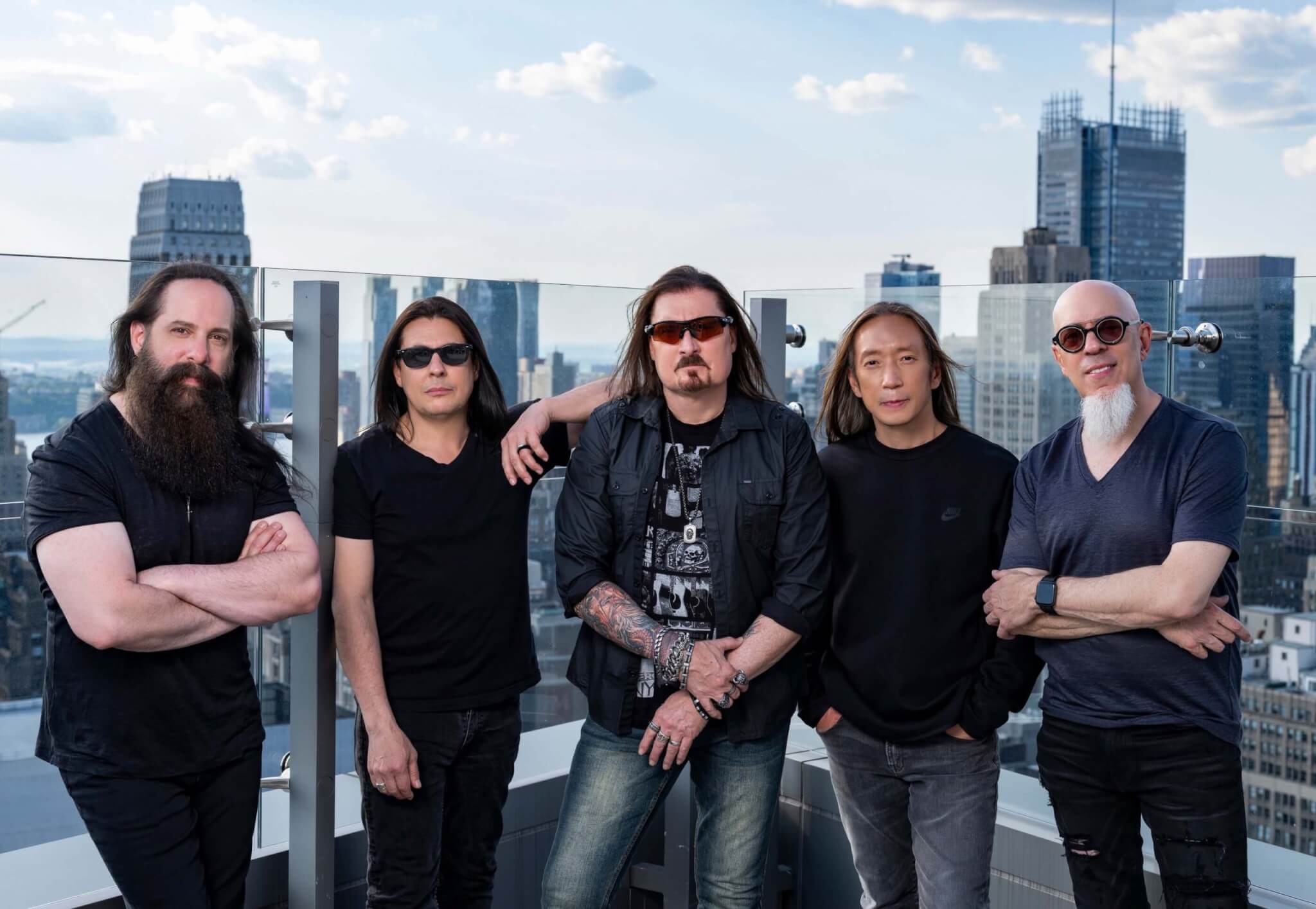 Dream Theater celebra 40 anos de história no Brasil!