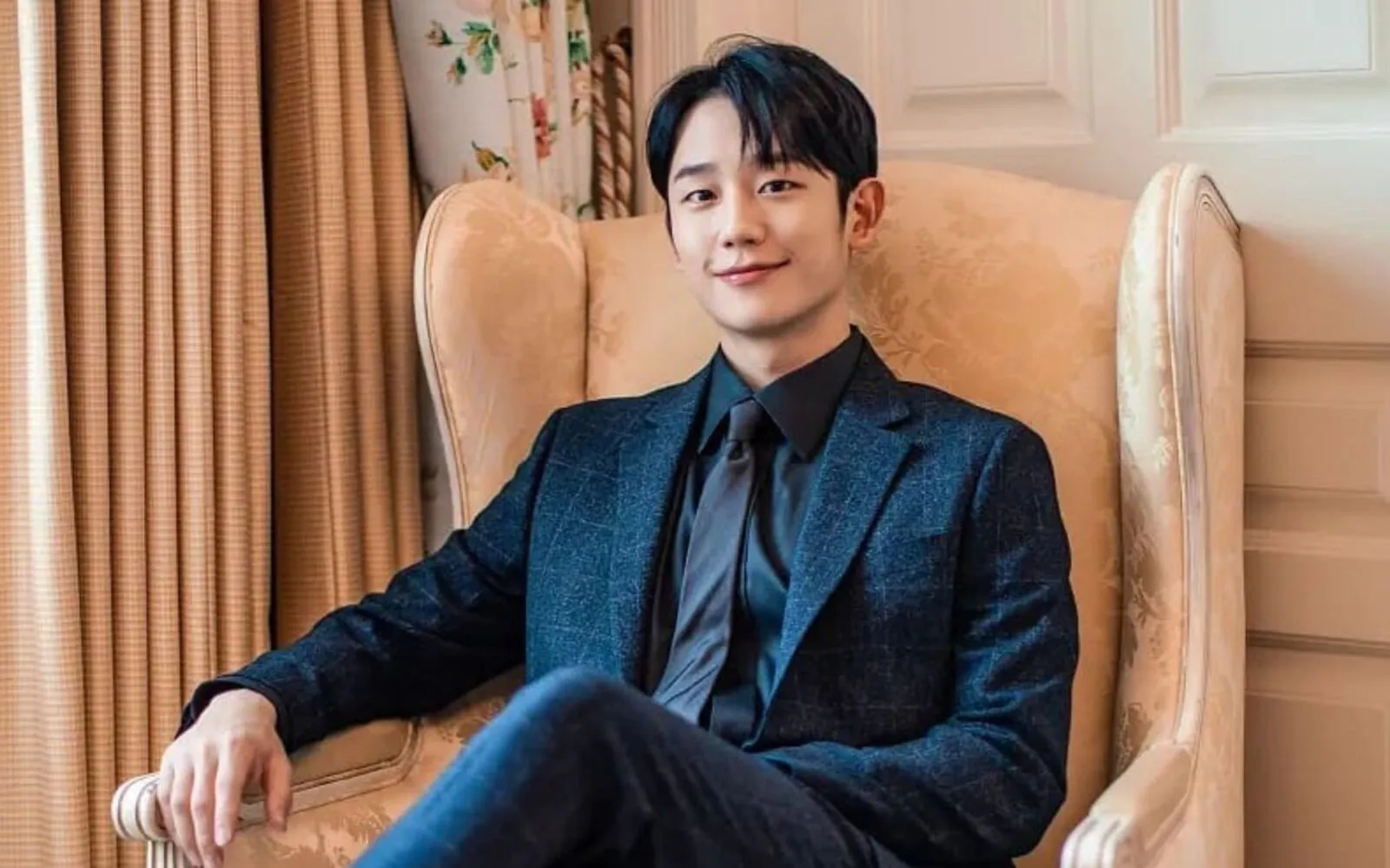 Ator Jung Hae In anuncia fan meeting no Brasil em 2025