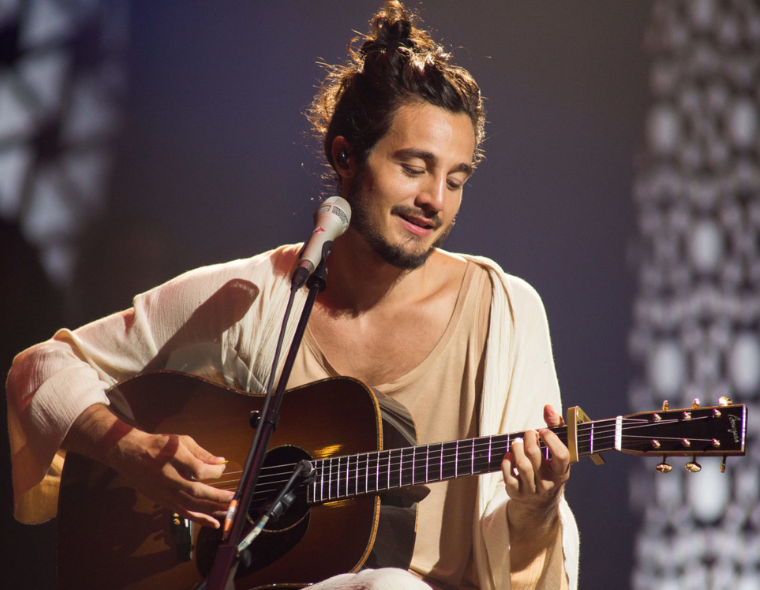 Tudo sobre a Turnê do Tiago Iorc Troco Likes de 10 Anos