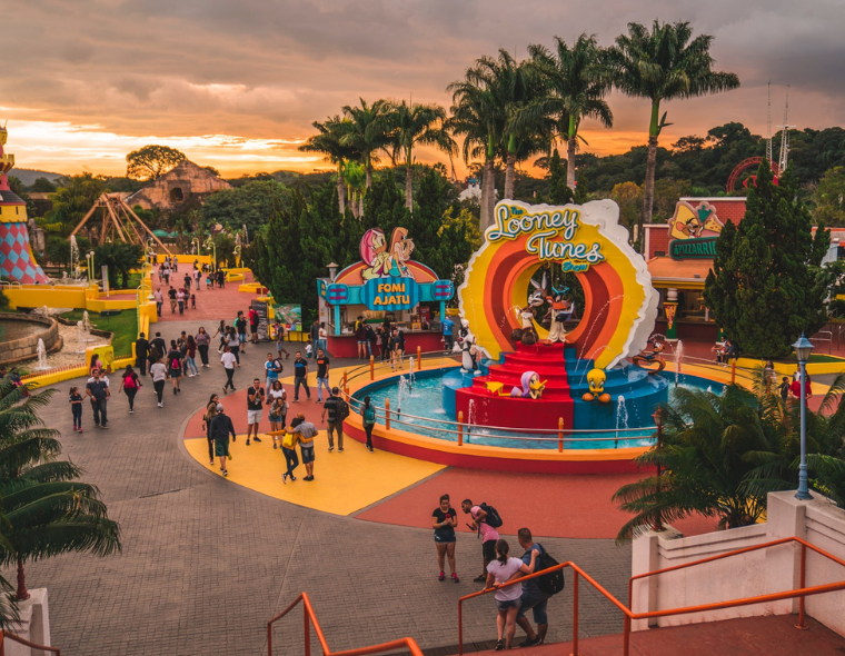 Hopi Hari com meia entrada garantida com seu DNE!
